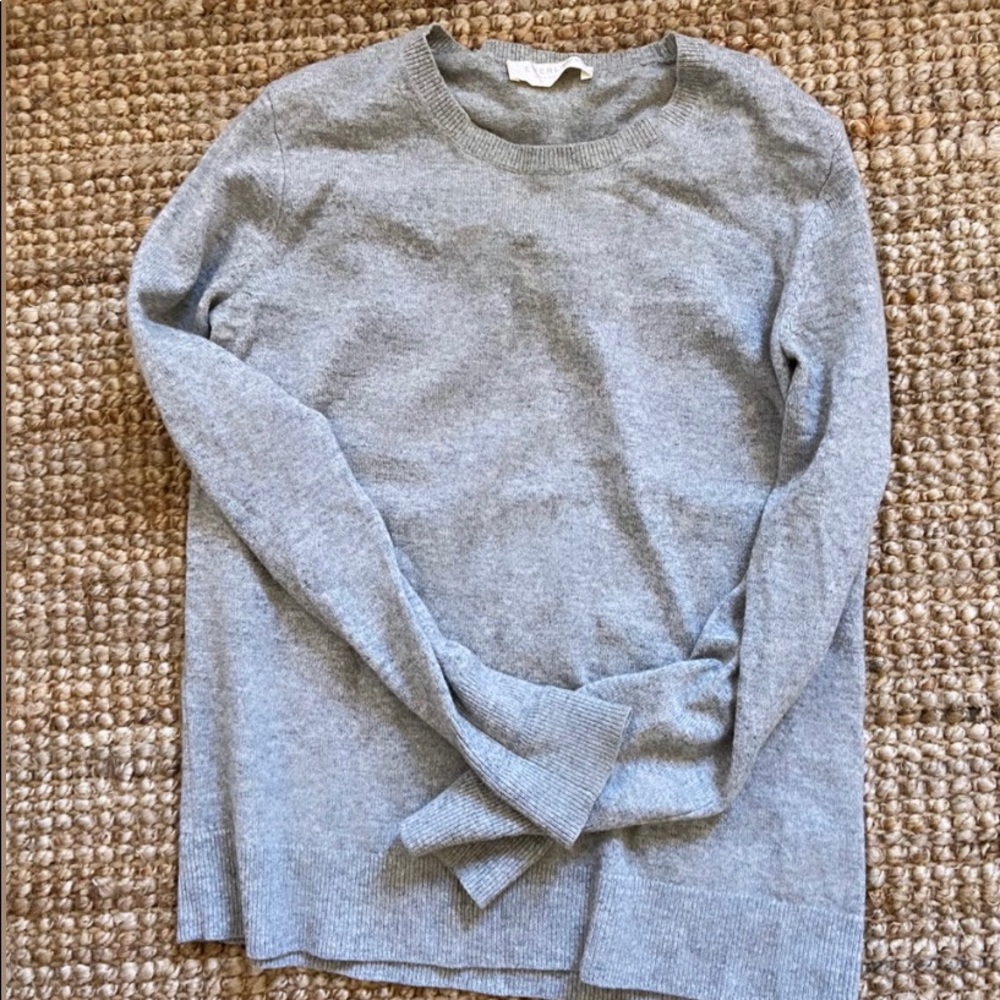 Heathered Grey Everlane Cashmere Crew in Small